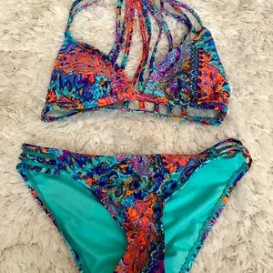 Xhilaration Printed Bathing Suit Set